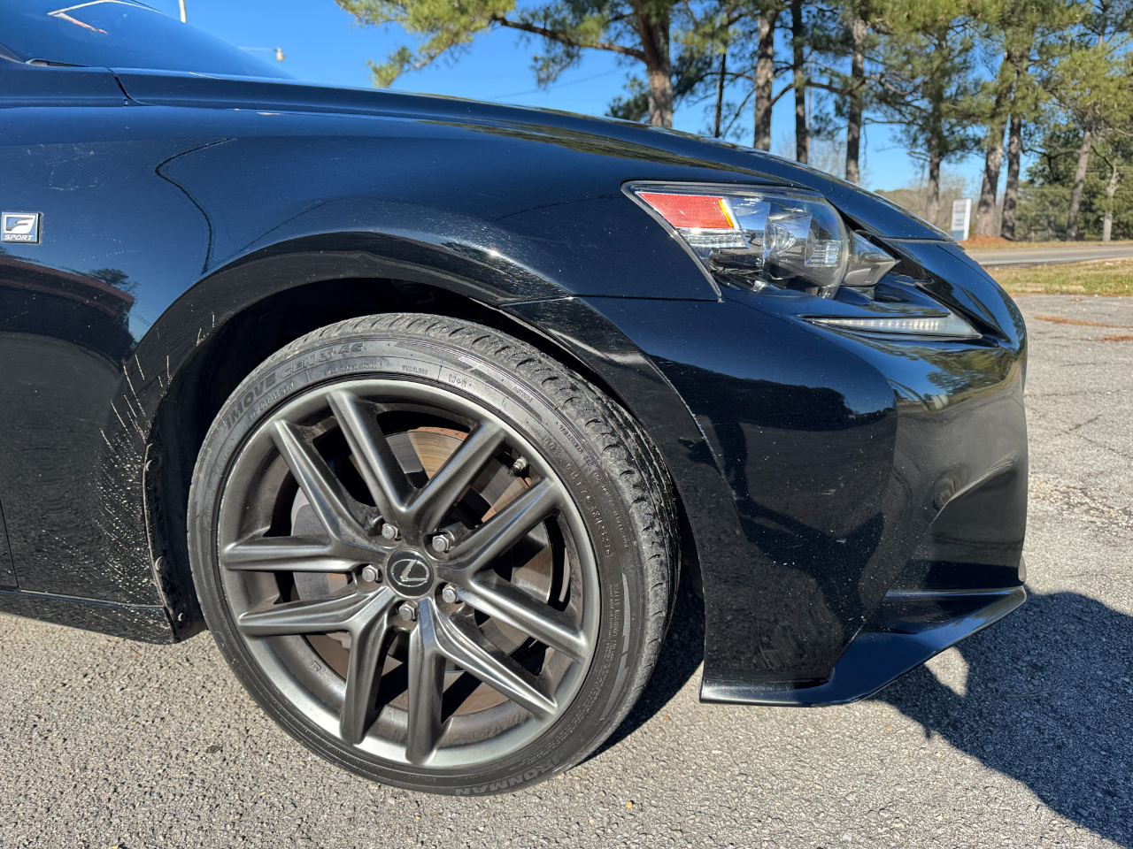 Lexus IS 350 4dr Sdn RWD 2015