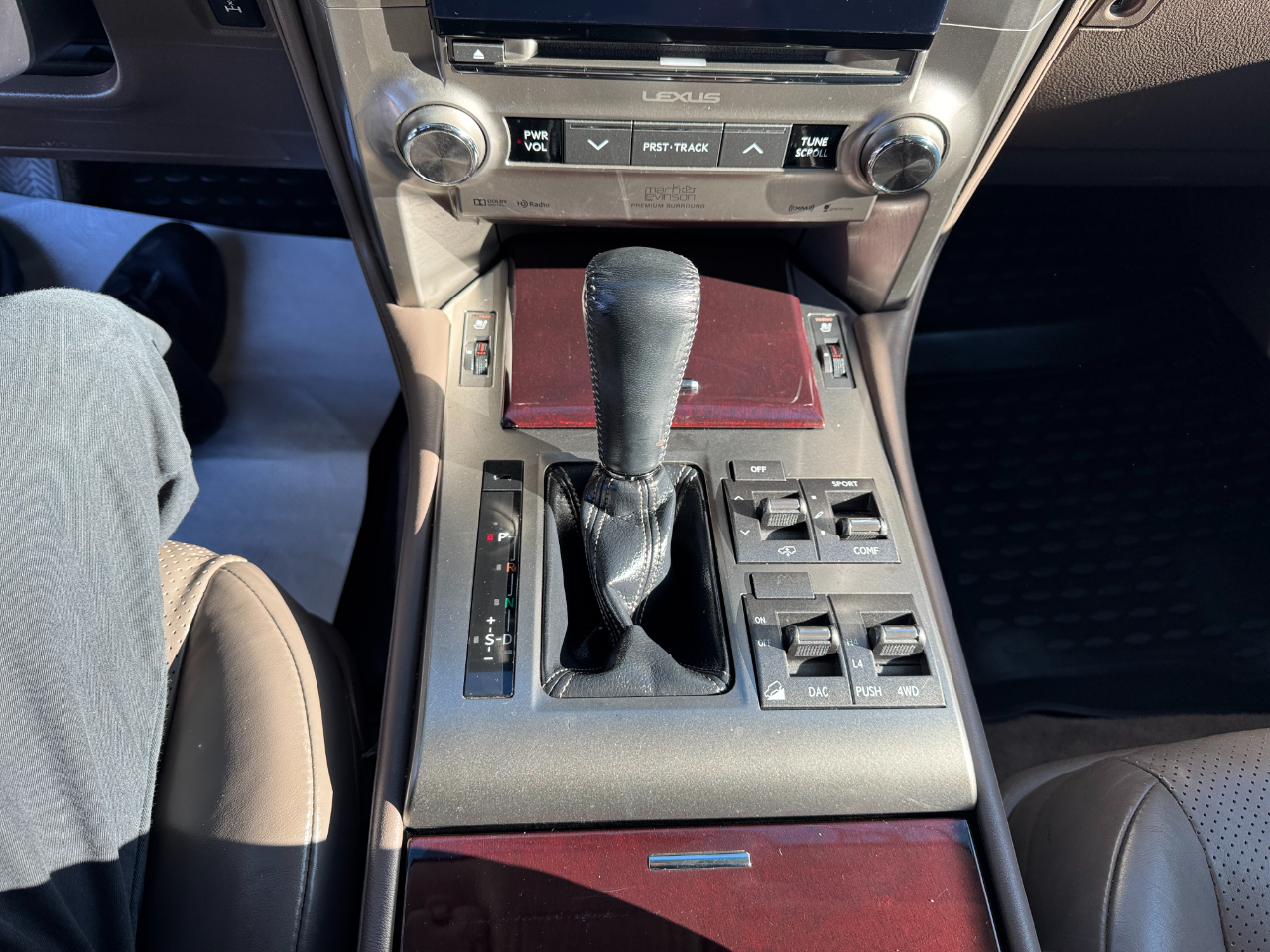 Lexus GX 460 4WD 4dr Luxury 2016