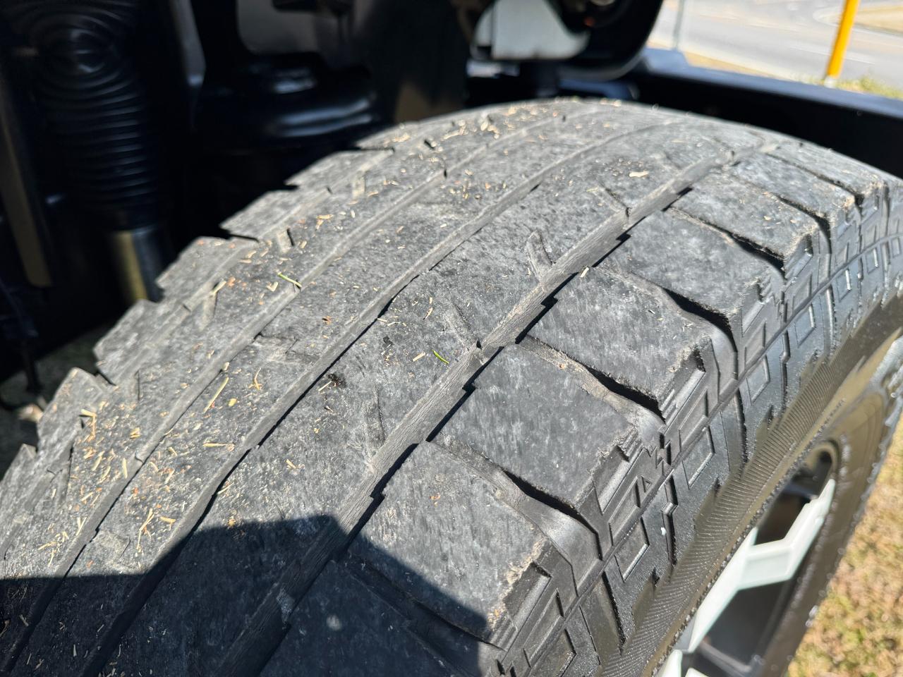 Jeep Wrangler Unlimited 4WD 4dr Sahara 2013