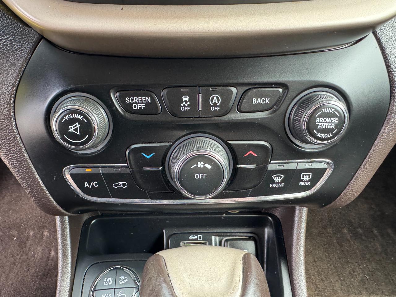 Jeep Cherokee 4WD 4dr Trailhawk 2015