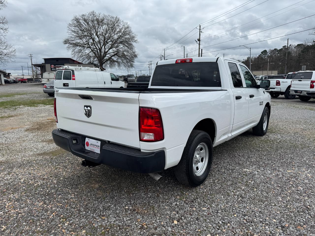 RAM 1500 2WD Quad Cab 140.5" Tradesman 2016