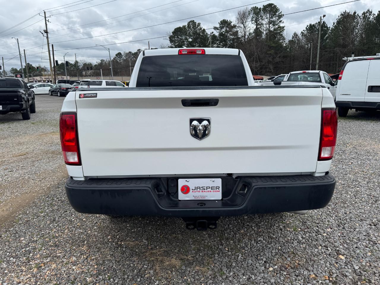 RAM 1500 2WD Quad Cab 140.5" Tradesman 2016