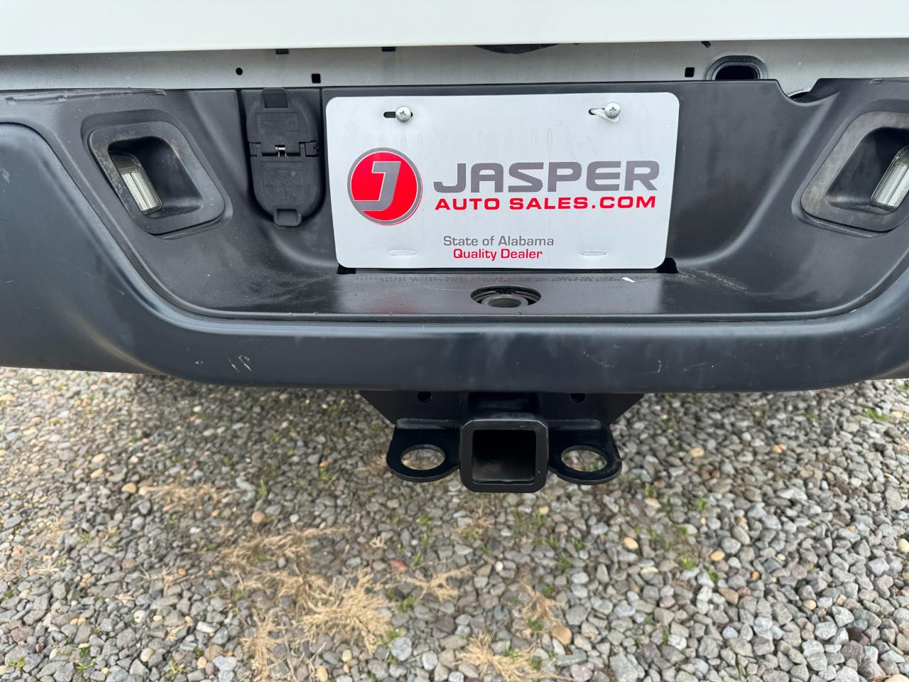 RAM 1500 2WD Quad Cab 140.5" Tradesman 2016