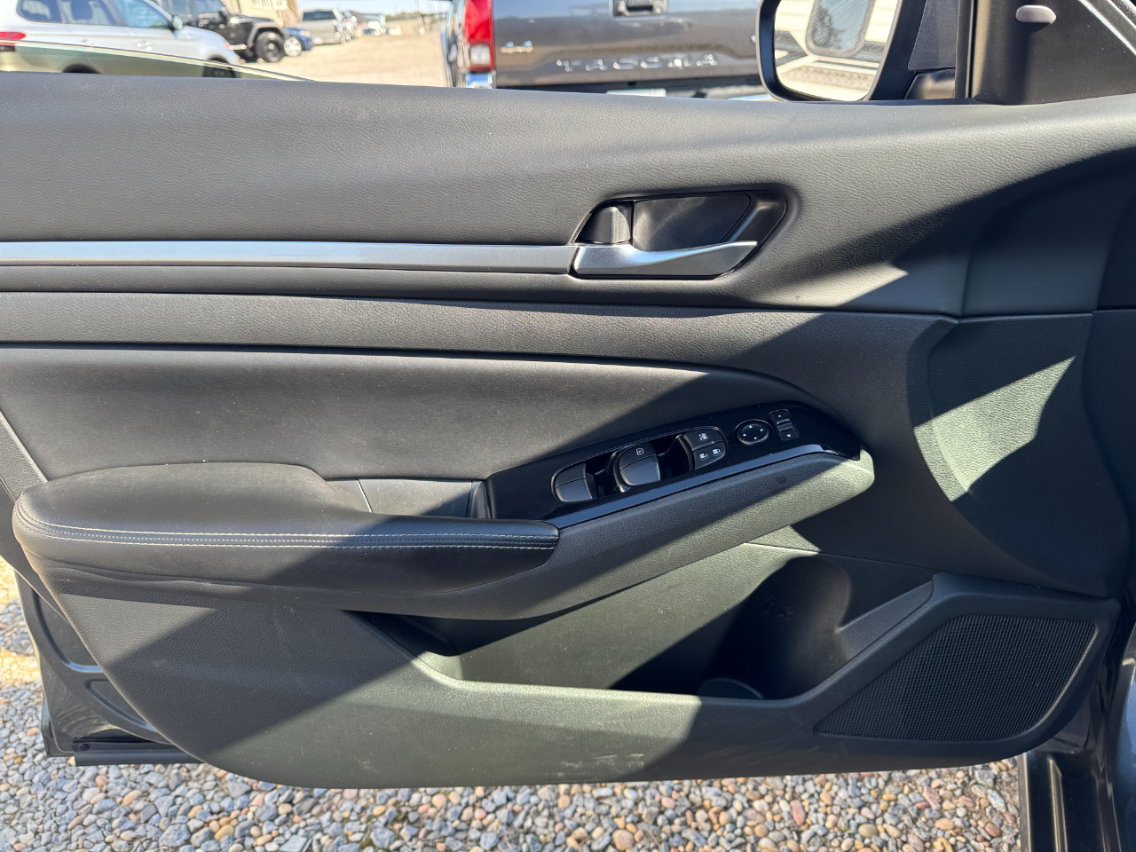 Nissan Altima 2.5 SV Sedan 2023