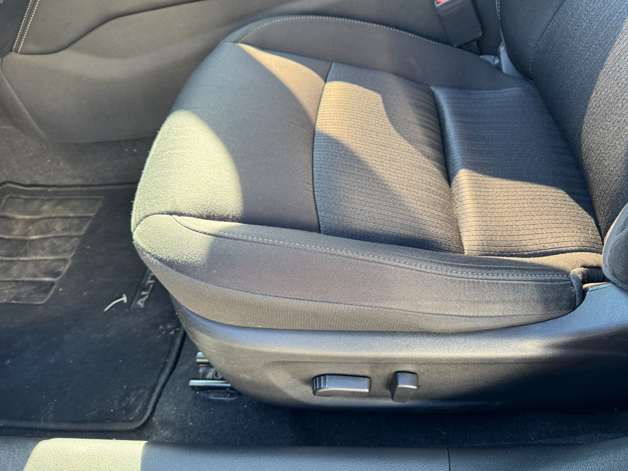 Nissan Altima 2.5 SV Sedan 2023