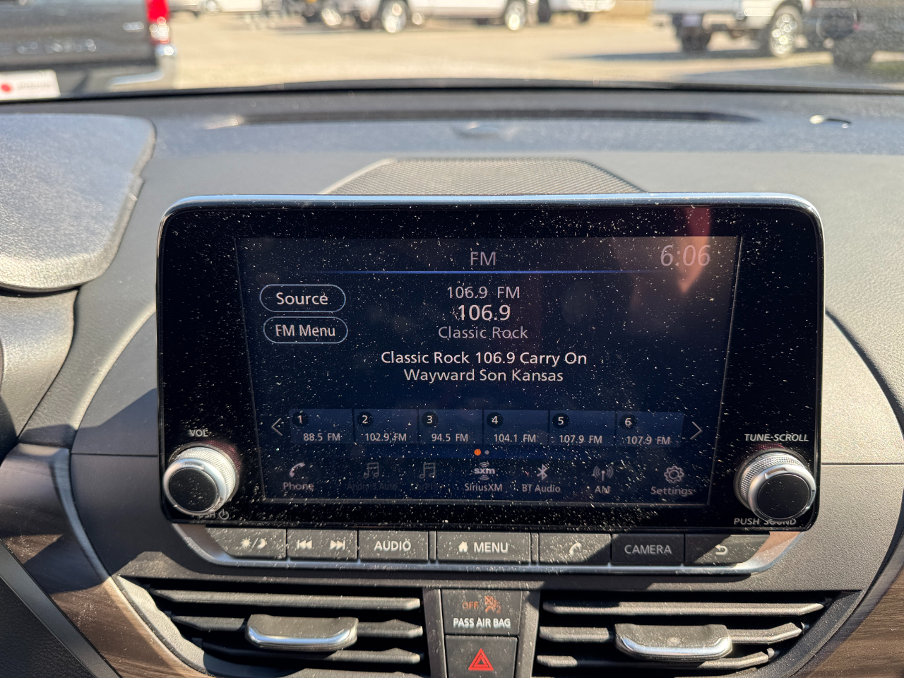 Nissan Altima 2.5 SV Sedan 2023