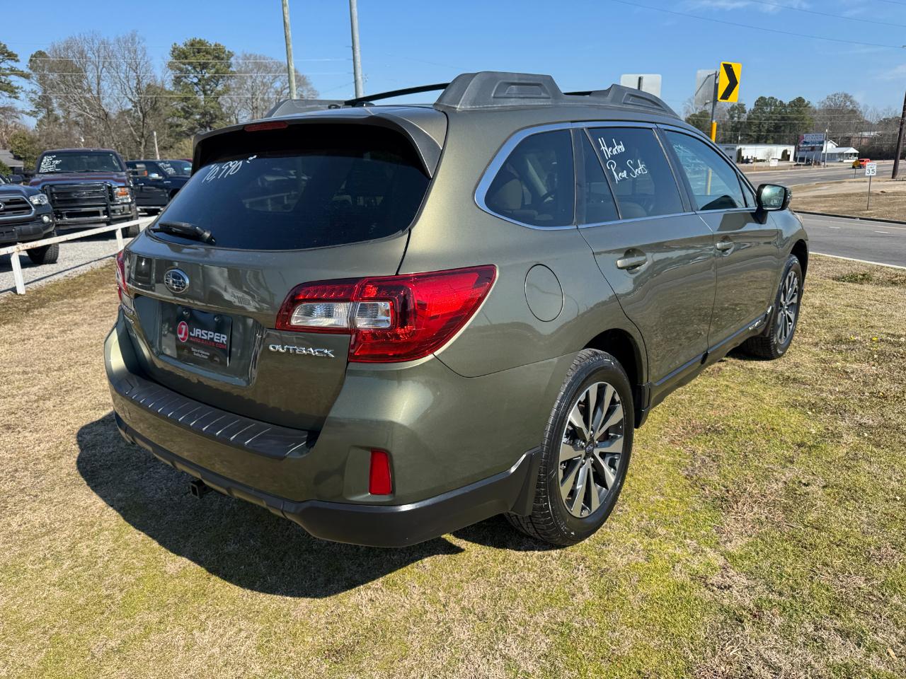 Subaru Outback 4dr Wgn 2.5i Limited 2015