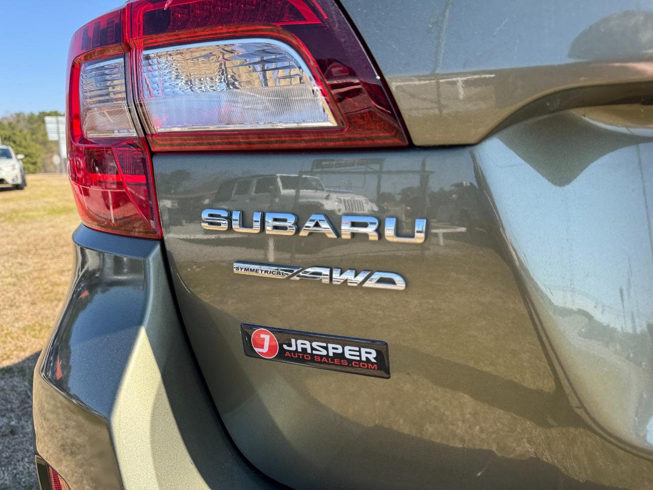 Subaru Outback 4dr Wgn 2.5i Limited 2015