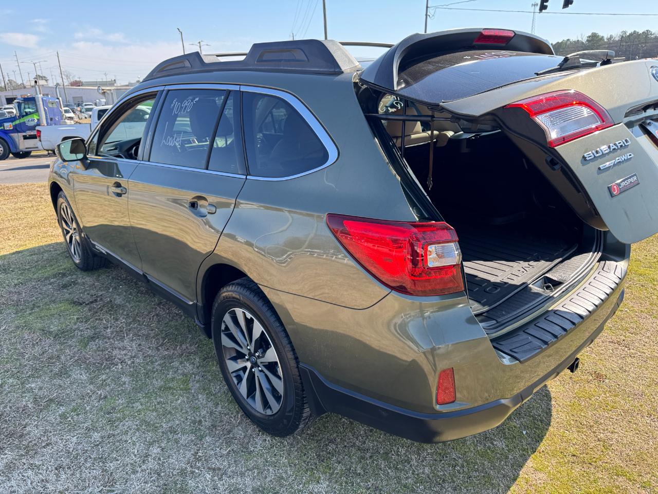 Subaru Outback 4dr Wgn 2.5i Limited 2015