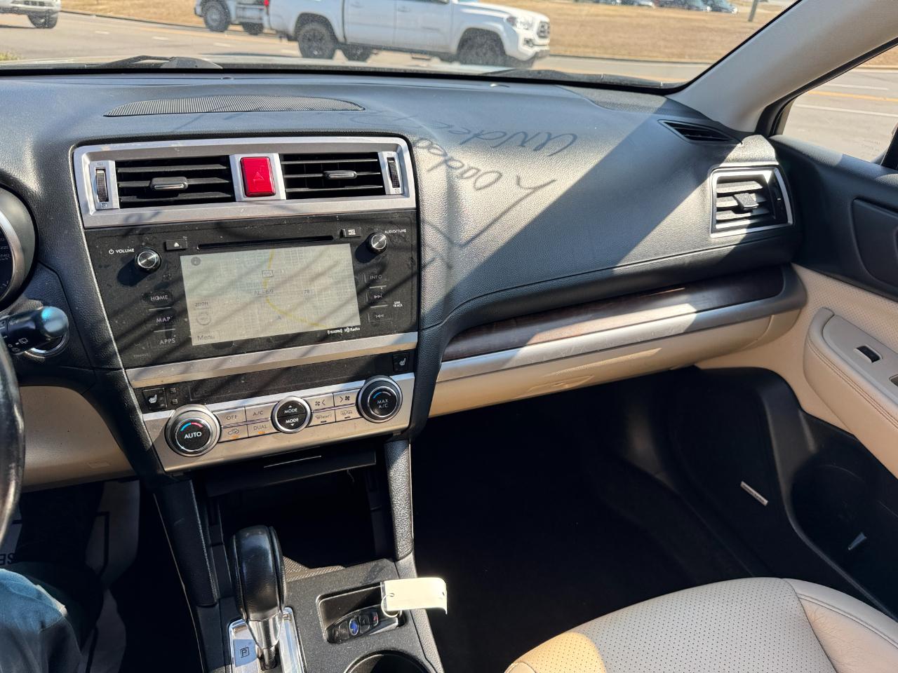 Subaru Outback 4dr Wgn 2.5i Limited 2015