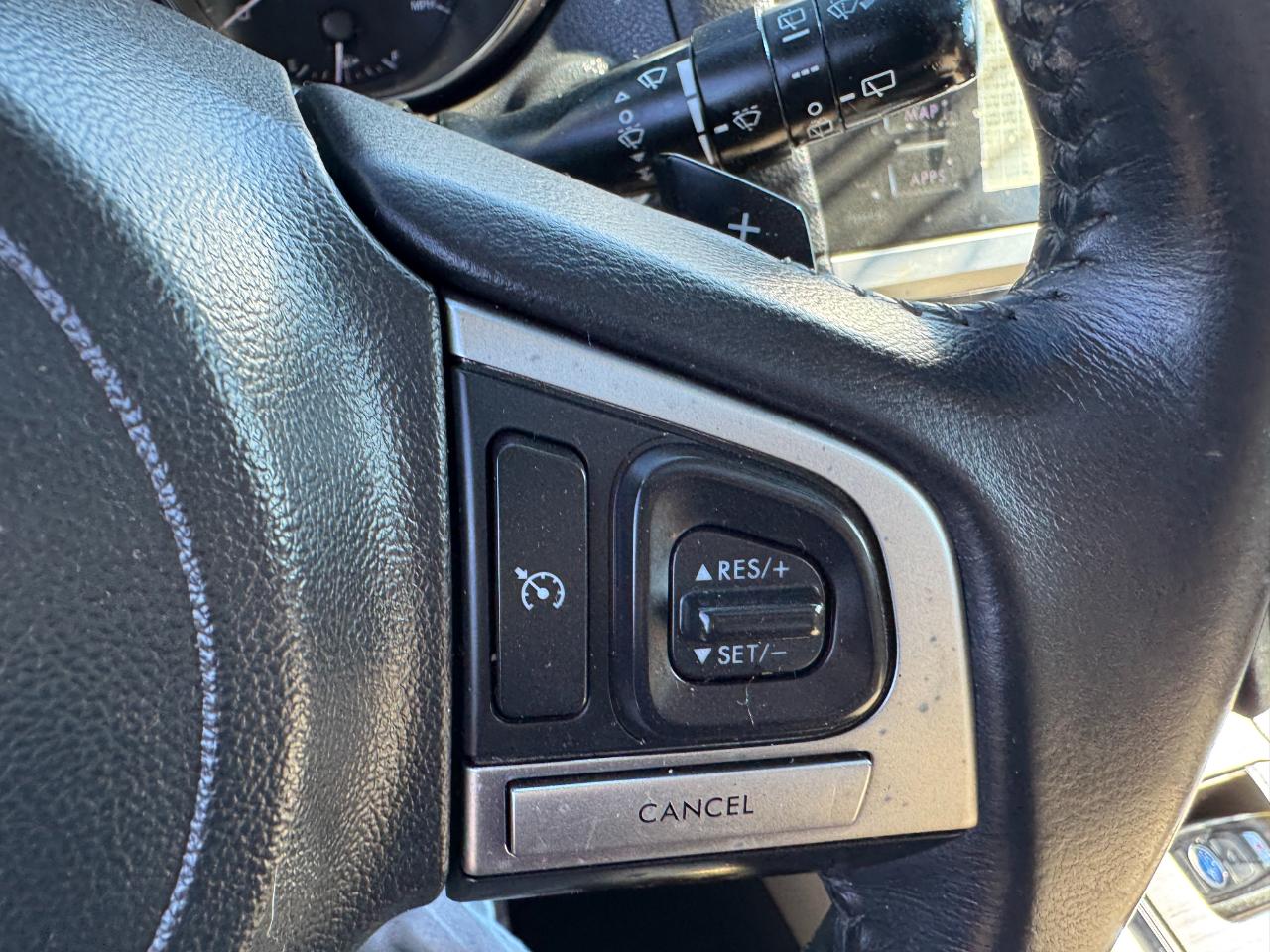 Subaru Outback 4dr Wgn 2.5i Limited 2015