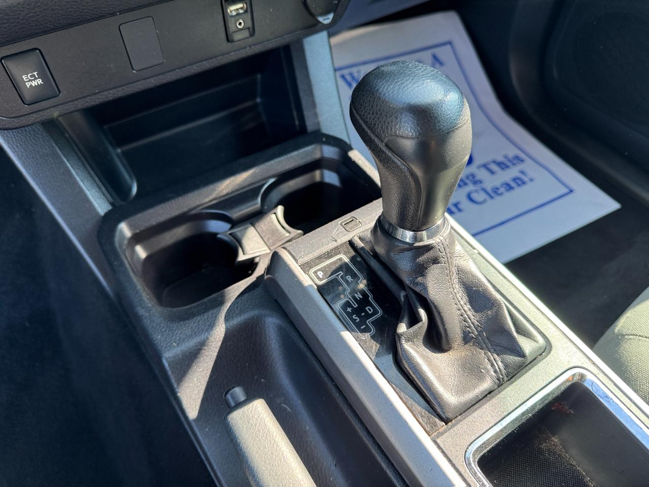 Toyota Tacoma SR5 Double Cab 5' Bed V6 4x2 AT (Natl) 2017