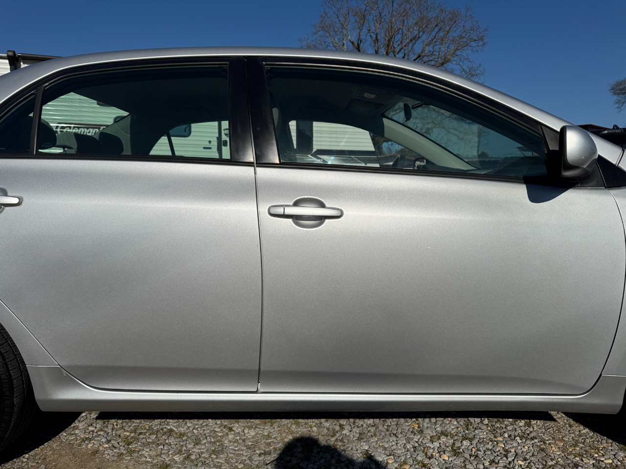 Toyota Corolla 4dr Sdn Auto XLE (Natl) 2009