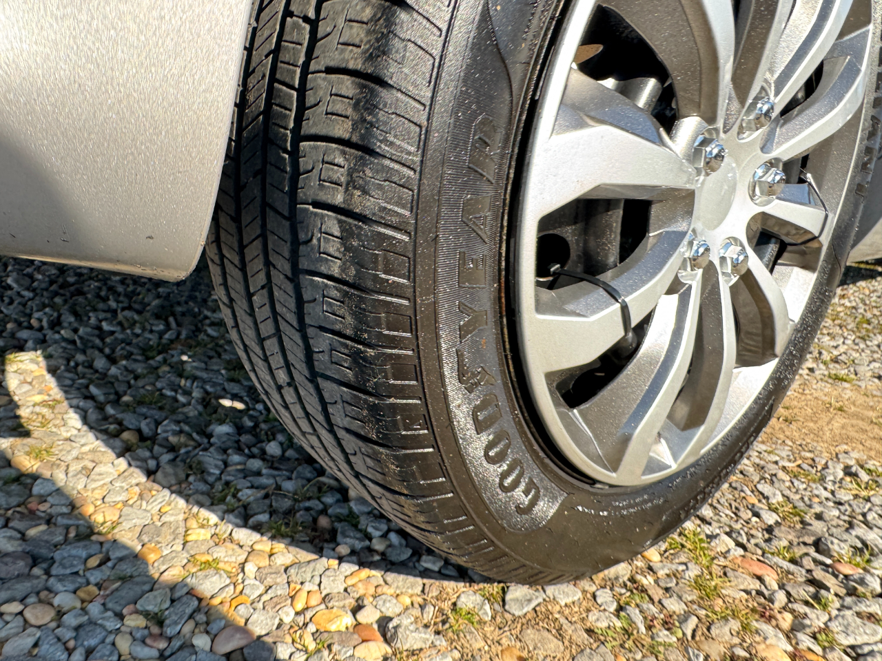 Toyota Corolla 4dr Sdn Auto XLE (Natl) 2009