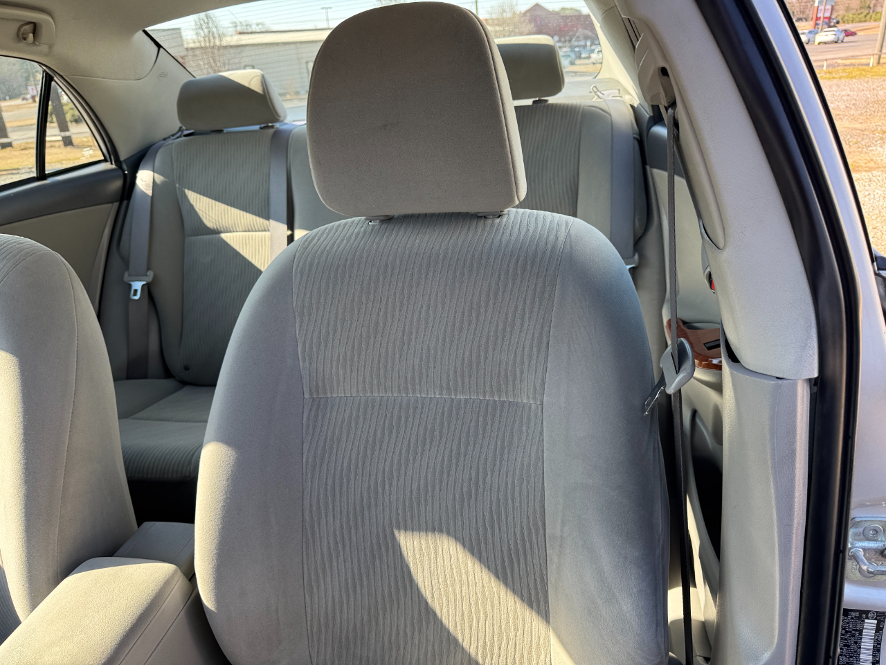 Toyota Corolla 4dr Sdn Auto XLE (Natl) 2009