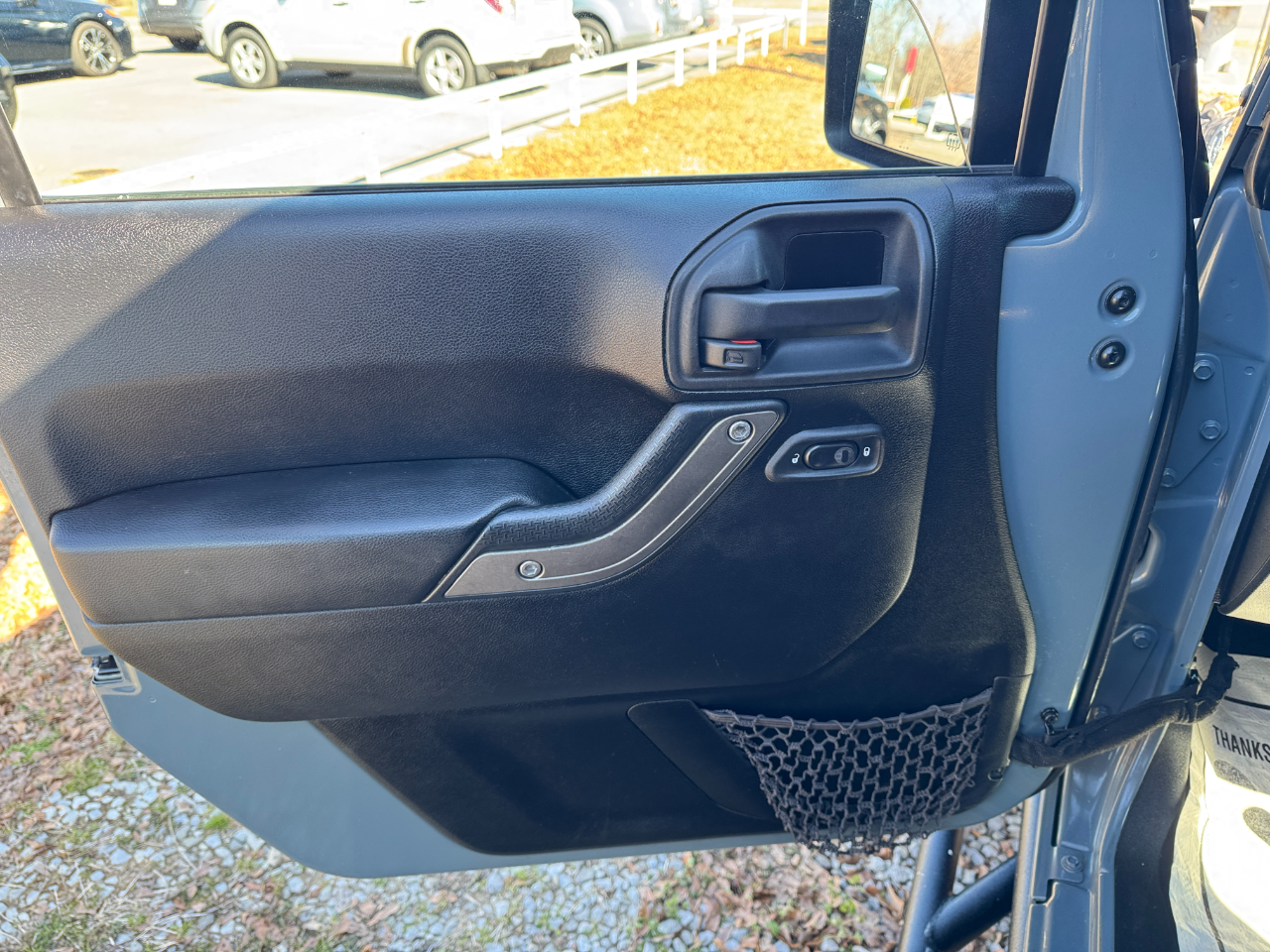 Jeep Wrangler 4WD 2dr Sahara 2014