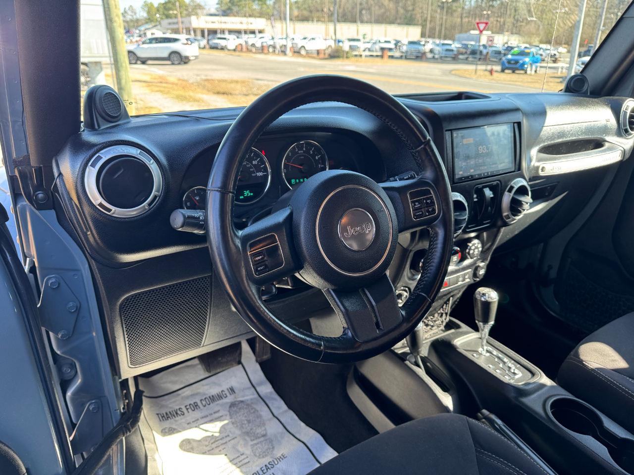 Jeep Wrangler 4WD 2dr Sahara 2014