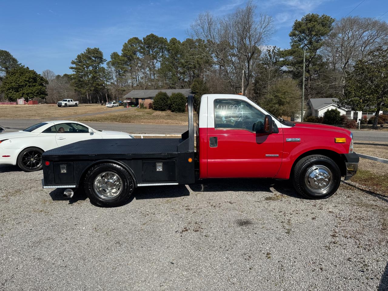 Ford Super Duty F-350 DRW 2WD Reg Cab 141" WB 60" CA XL 2007