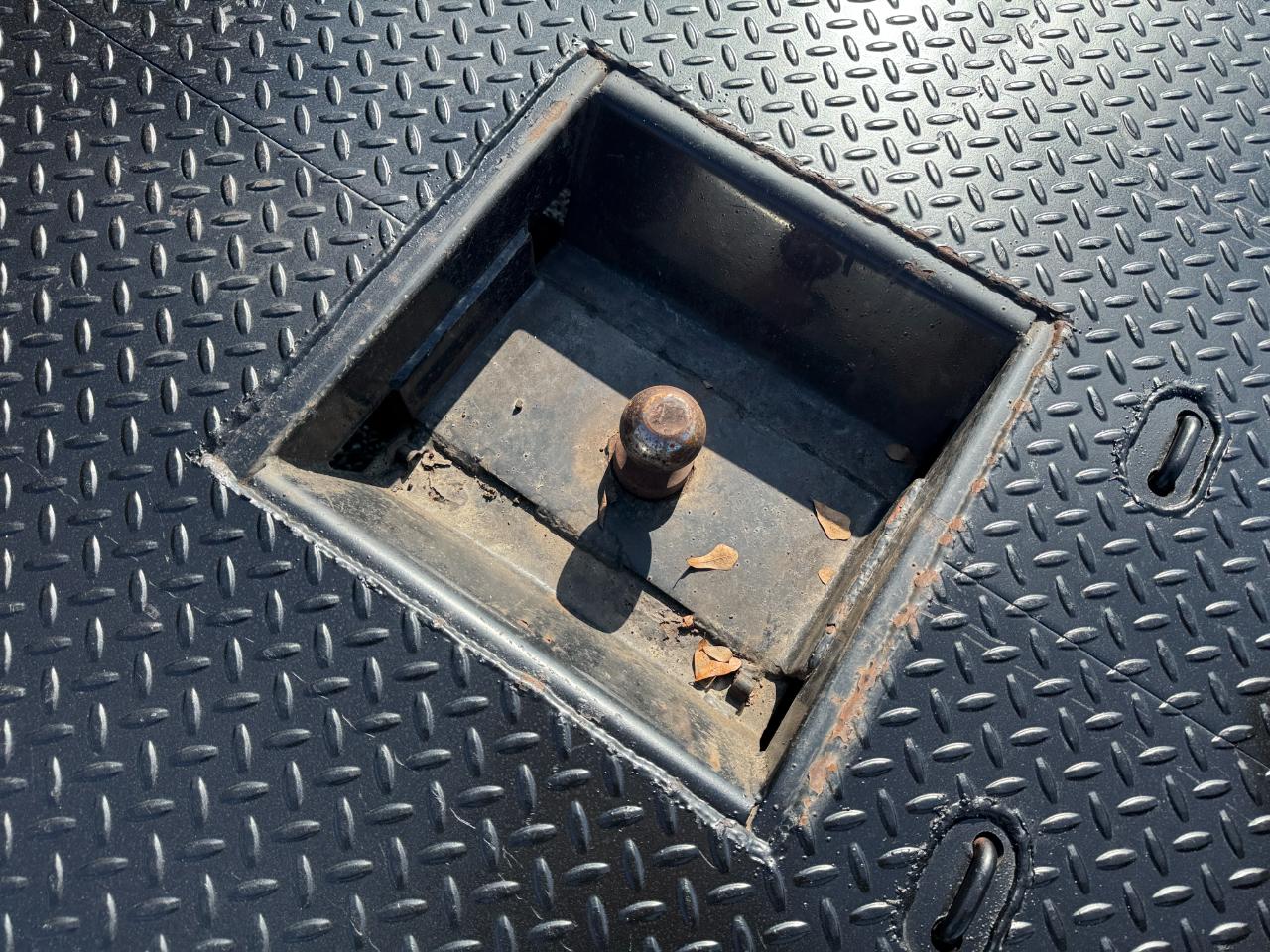 Ford Super Duty F-350 DRW 2WD Reg Cab 141" WB 60" CA XL 2007