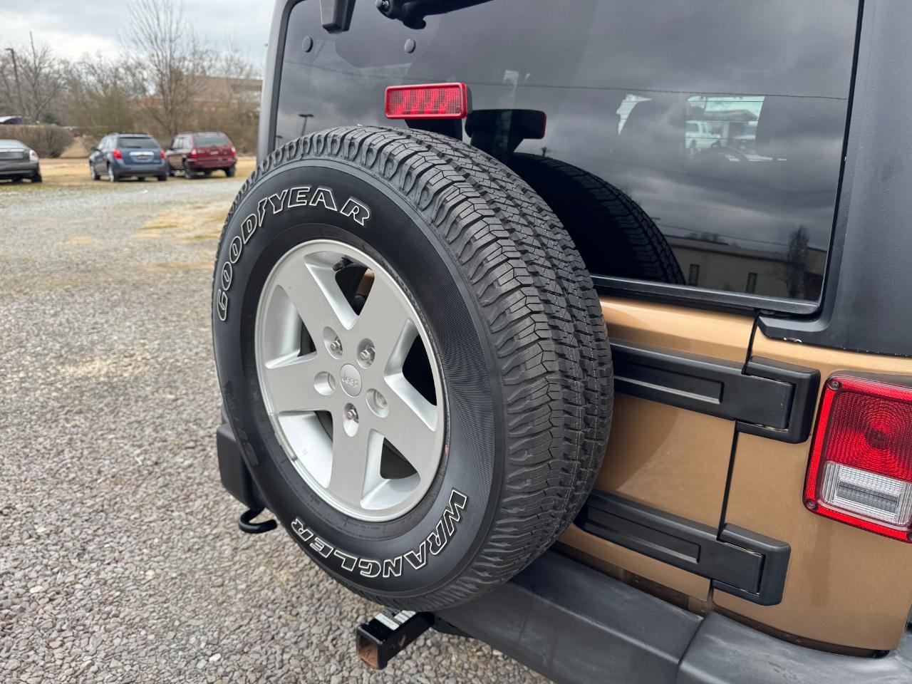 Jeep Wrangler Unlimited 4WD 4dr Sport 2015