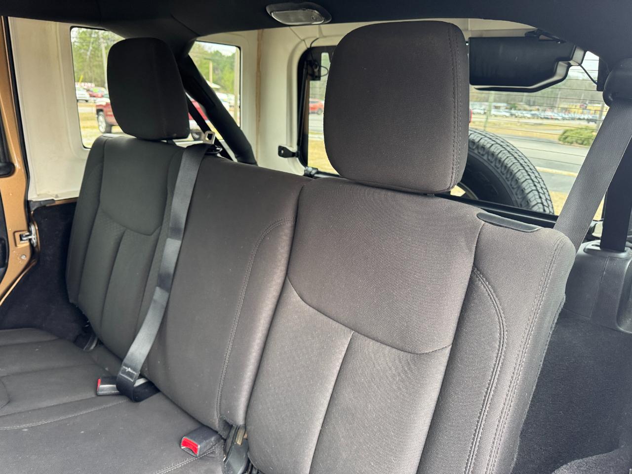 Jeep Wrangler Unlimited 4WD 4dr Sport 2015