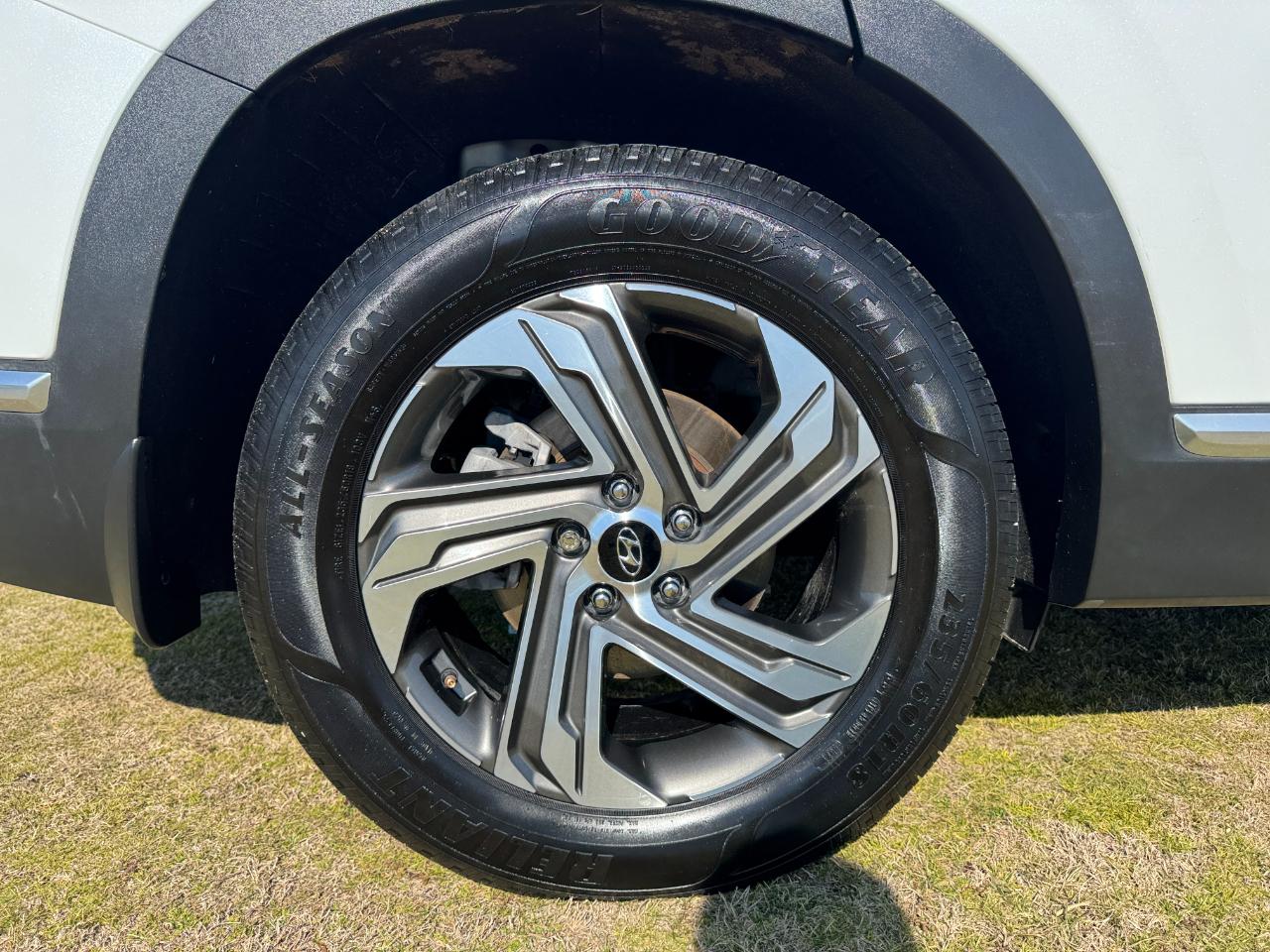 Hyundai Santa Fe SEL FWD 2022