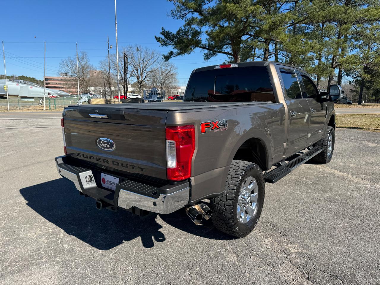 Ford Super Duty F-250 SRW King Ranch 4WD Crew Cab 8' Box 2017