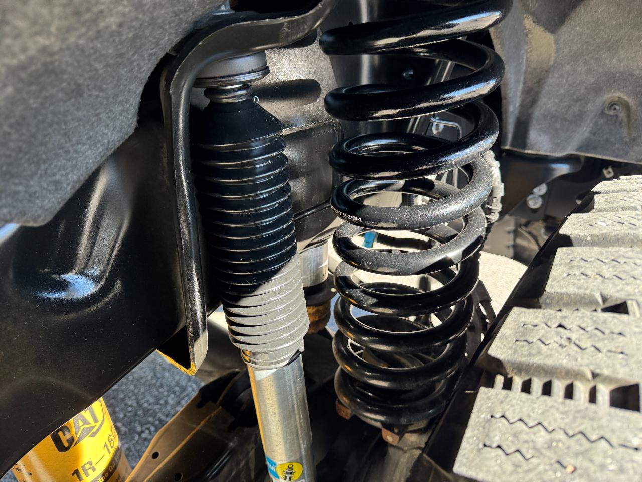 Ford Super Duty F-250 SRW King Ranch 4WD Crew Cab 8' Box 2017