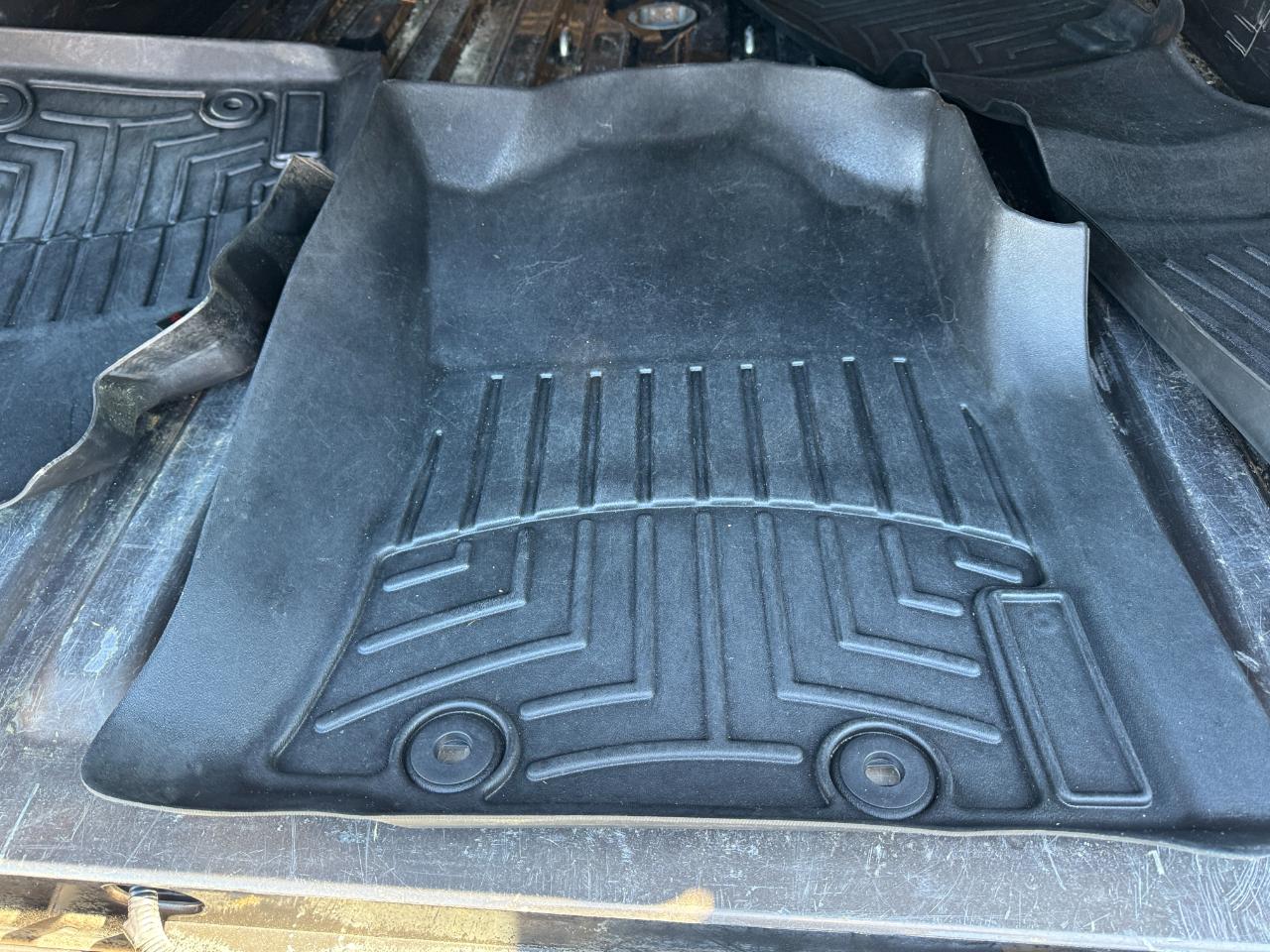 Ford Super Duty F-250 SRW King Ranch 4WD Crew Cab 8' Box 2017