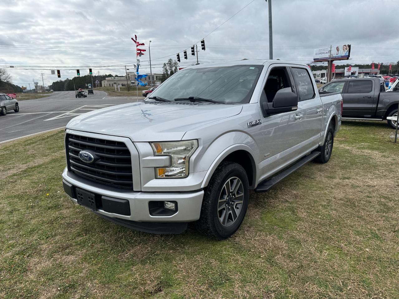 Ford F-150 2WD SuperCrew 157" XLT 2016