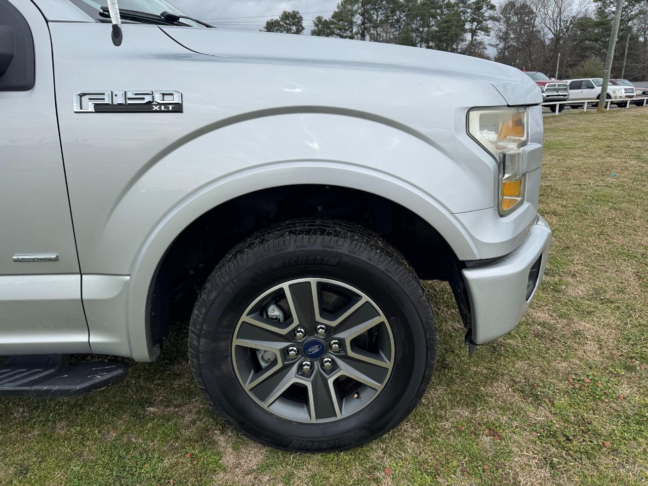 Ford F-150 2WD SuperCrew 157" XLT 2016
