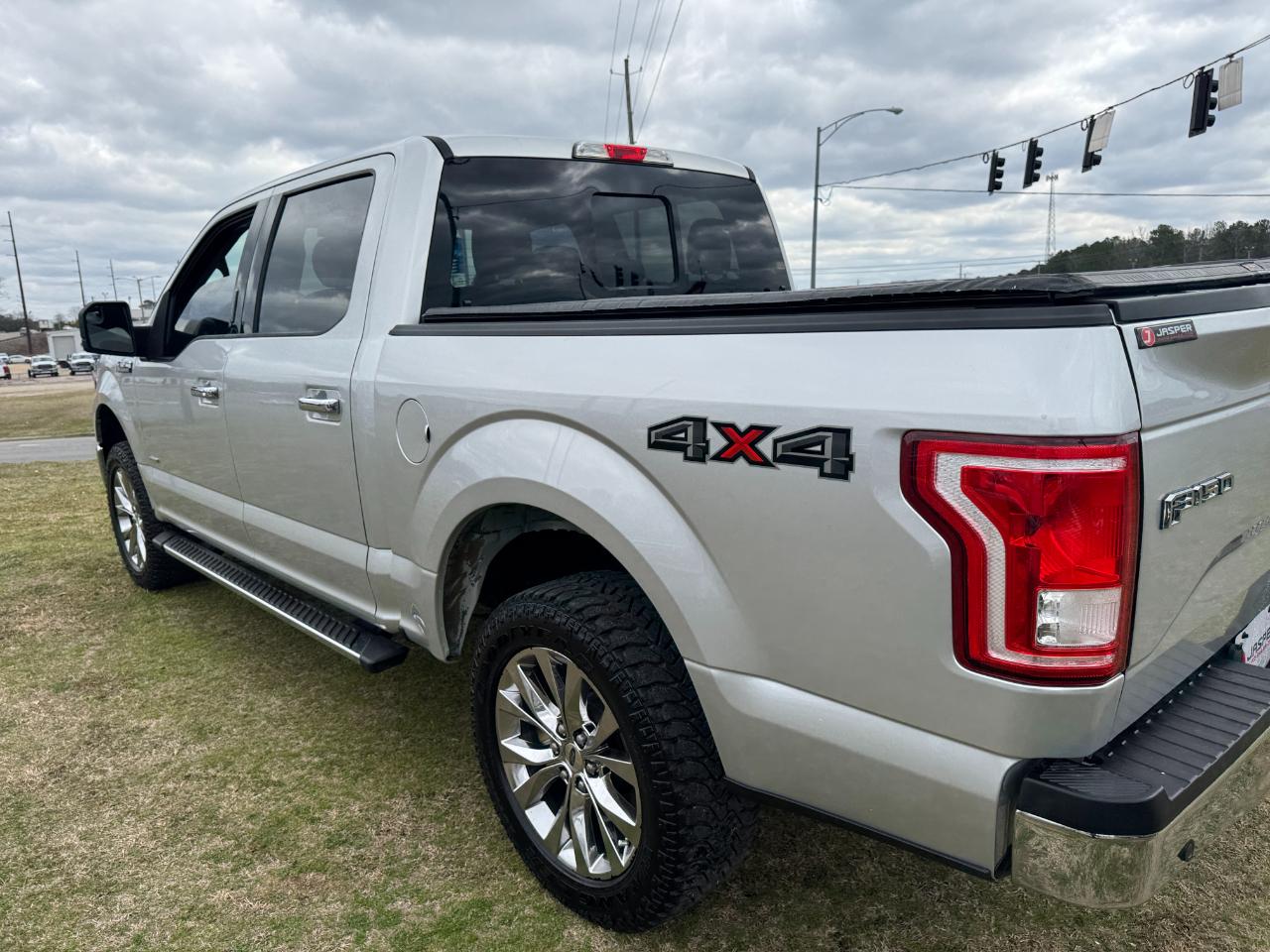 Ford F-150 XLT 4WD SuperCrew 5.5' Box 2017
