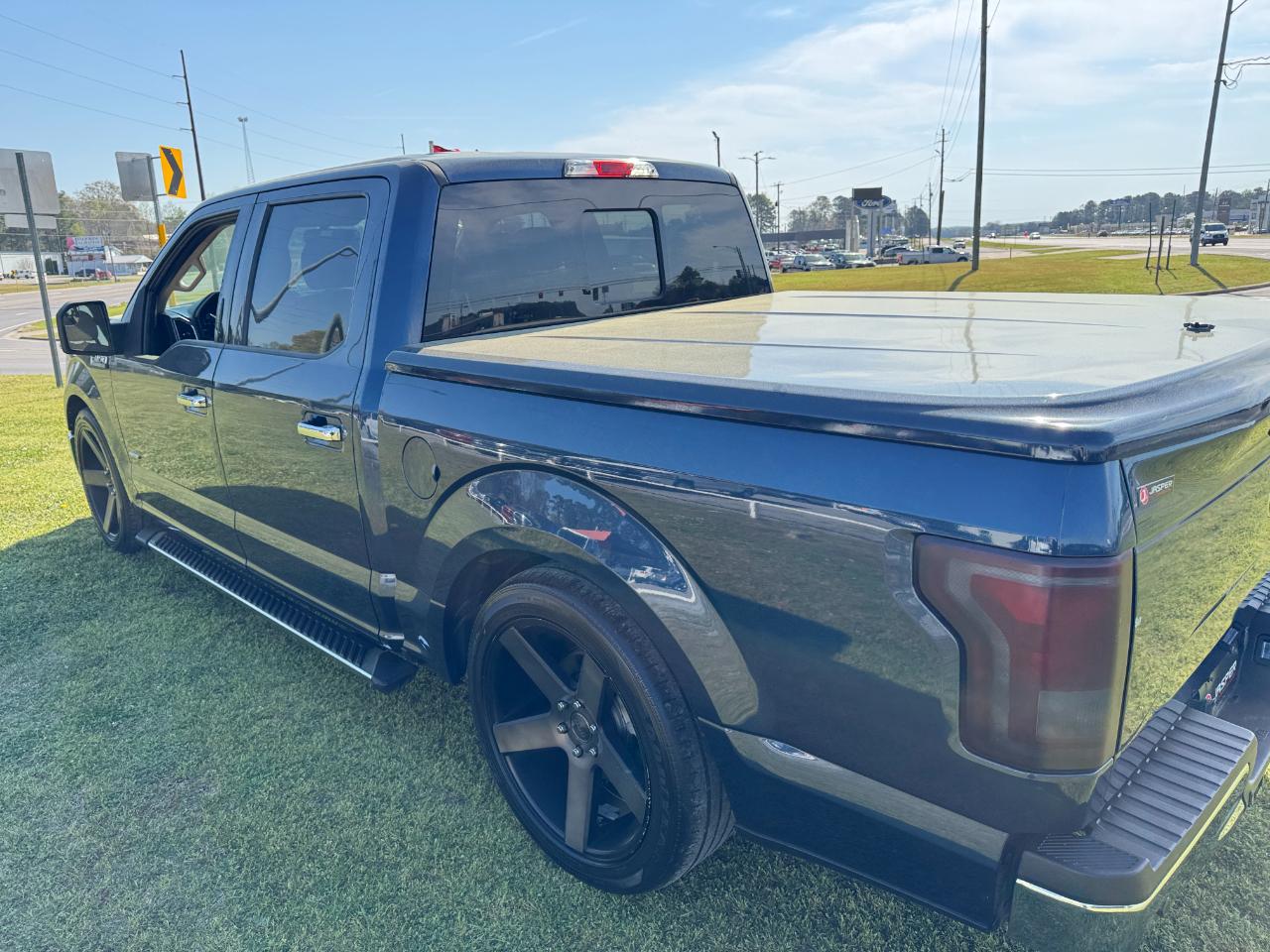 Ford F-150 2WD SuperCrew 157" XLT 2015