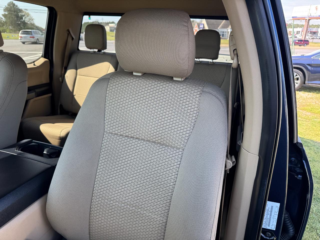 Ford F-150 2WD SuperCrew 157" XLT 2015