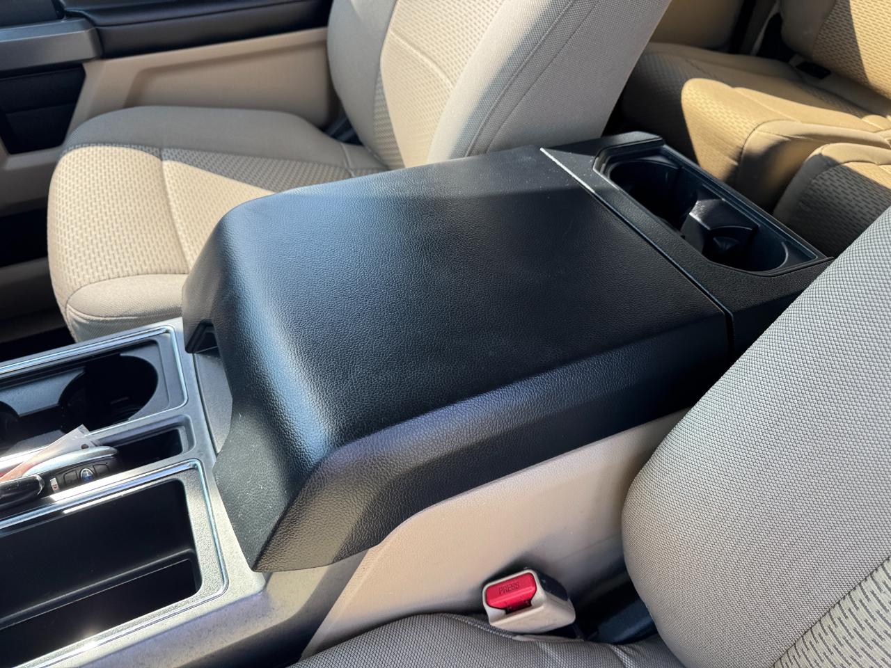 Ford F-150 2WD SuperCrew 157" XLT 2015