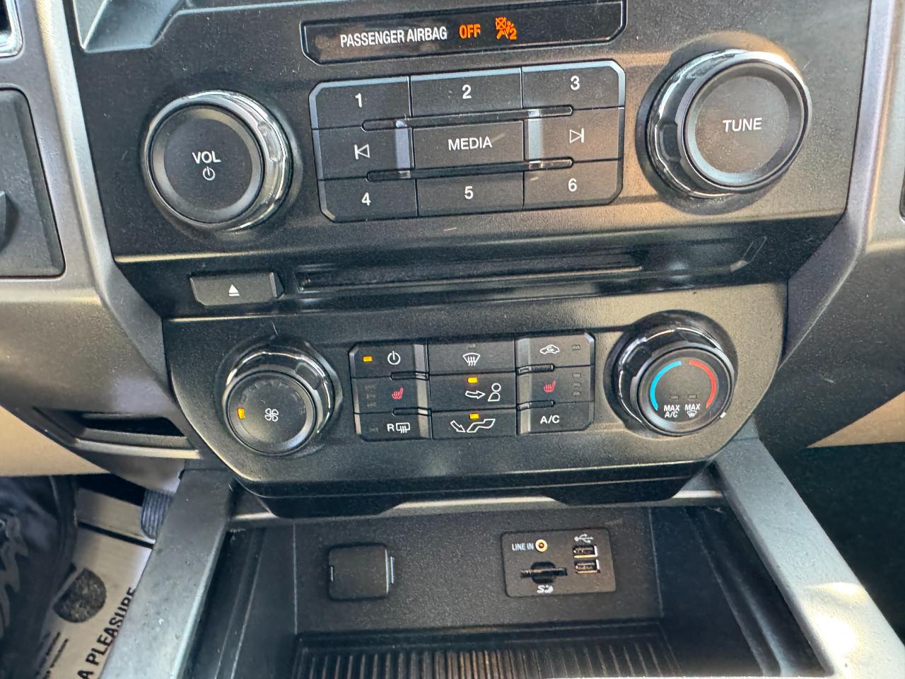 Ford F-150 2WD SuperCrew 157" XLT 2015