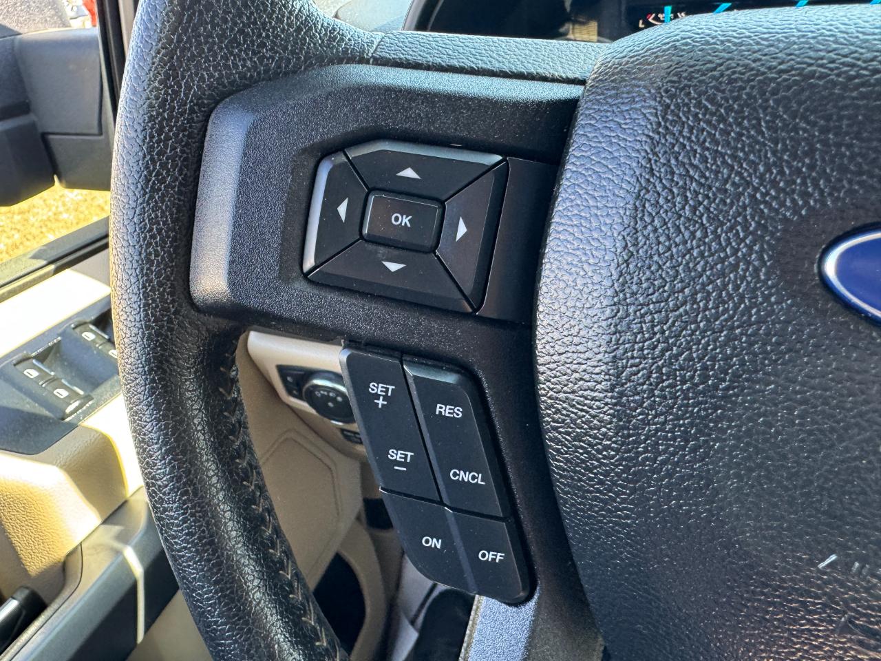 Ford F-150 2WD SuperCrew 157" XLT 2015