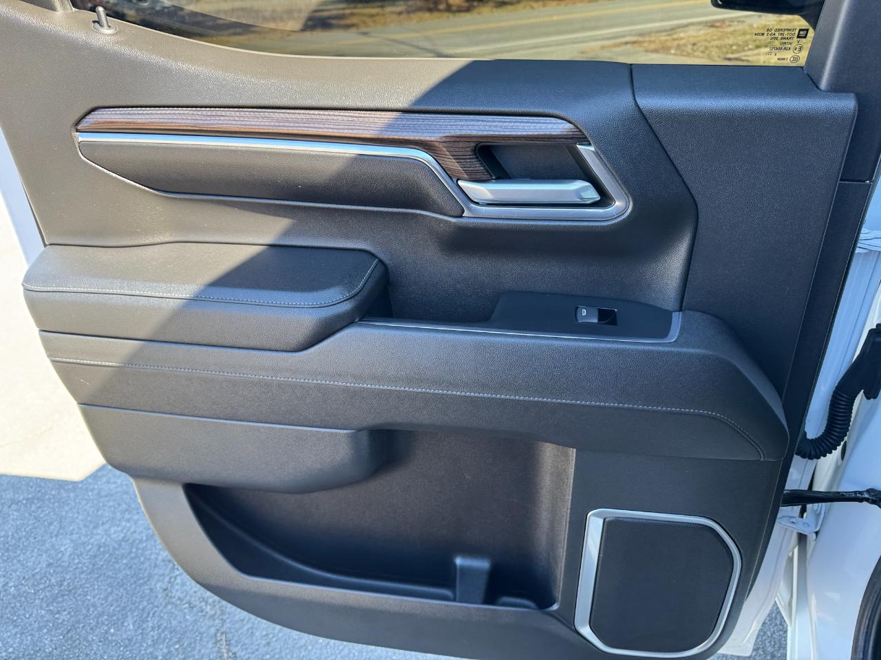 Chevrolet Silverado 1500 4WD Crew Cab 147" LT w/1LT 2023