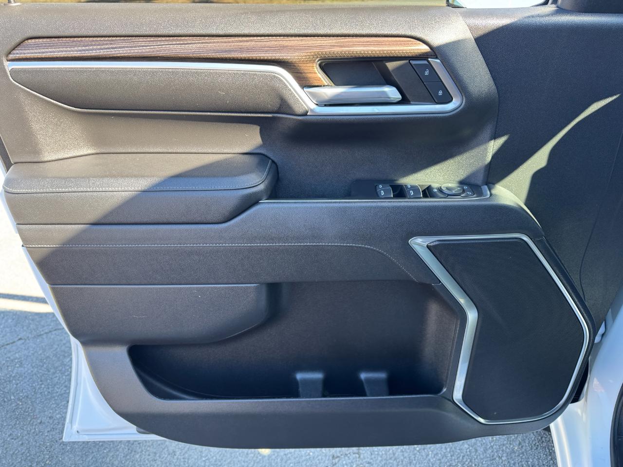 Chevrolet Silverado 1500 4WD Crew Cab 147" LT w/1LT 2023