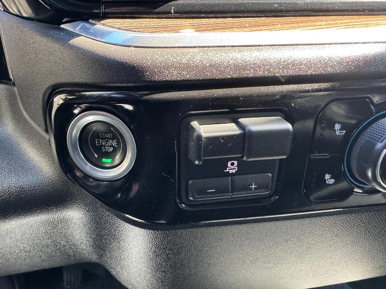 Chevrolet Silverado 1500 4WD Crew Cab 147" LT w/1LT 2023