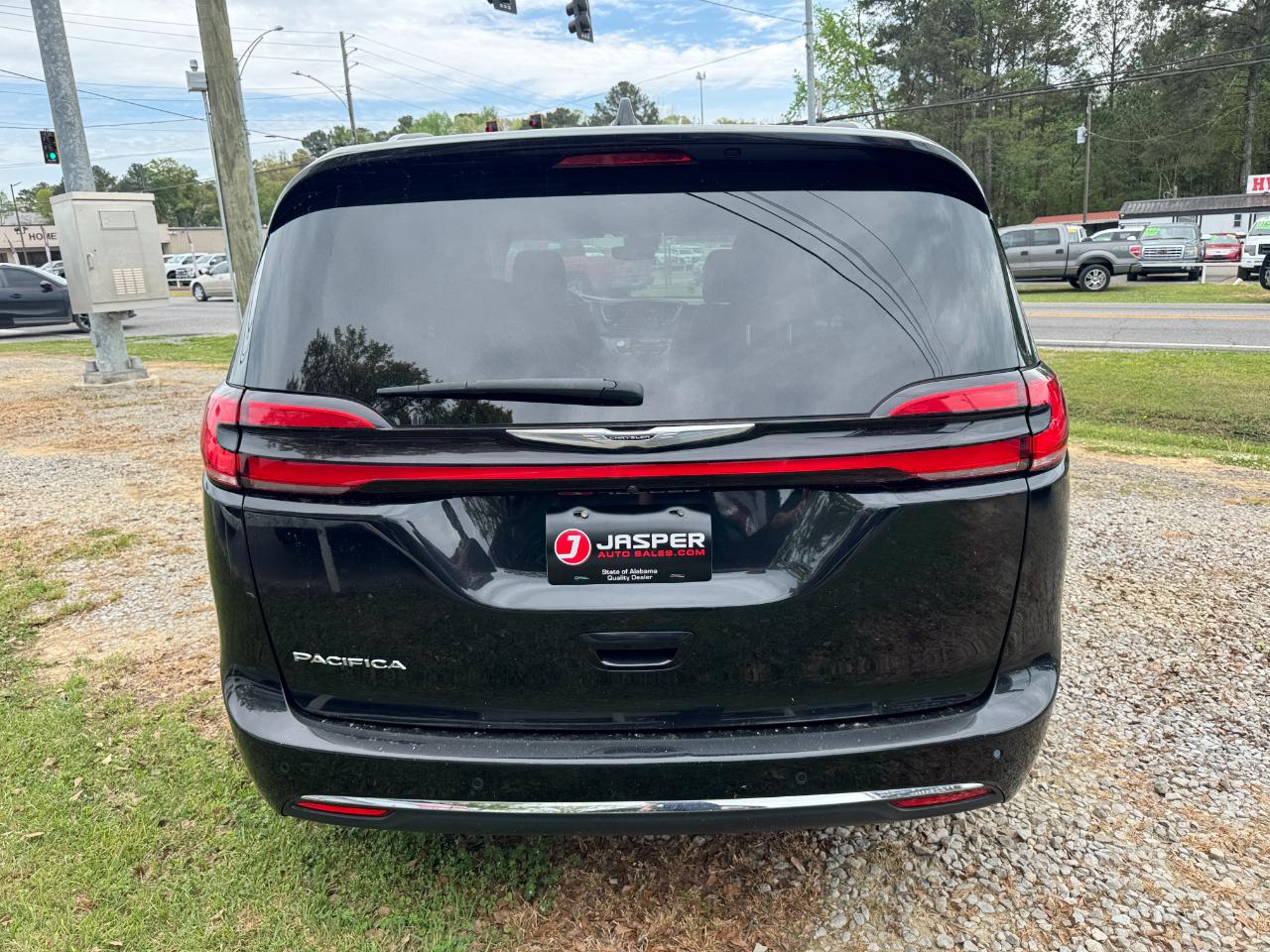 Chrysler Pacifica Touring L FWD 2021