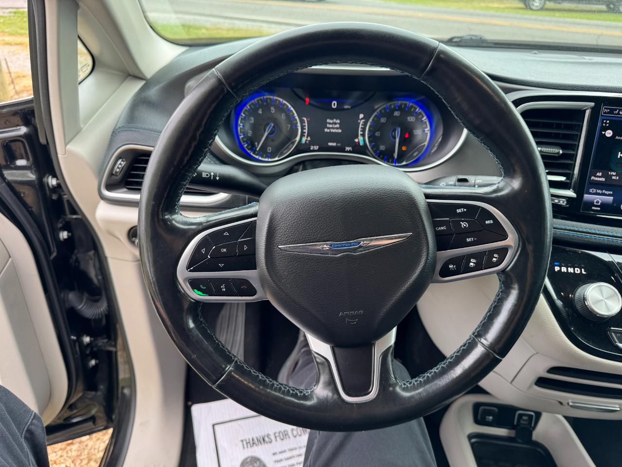 Chrysler Pacifica Touring L FWD 2021