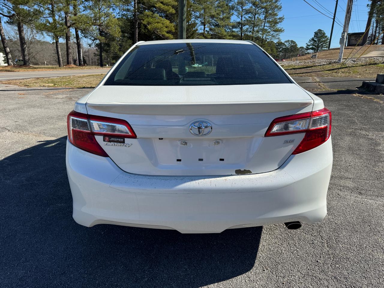 Toyota Camry 4dr Sdn I4 Auto SE (Natl) 2014