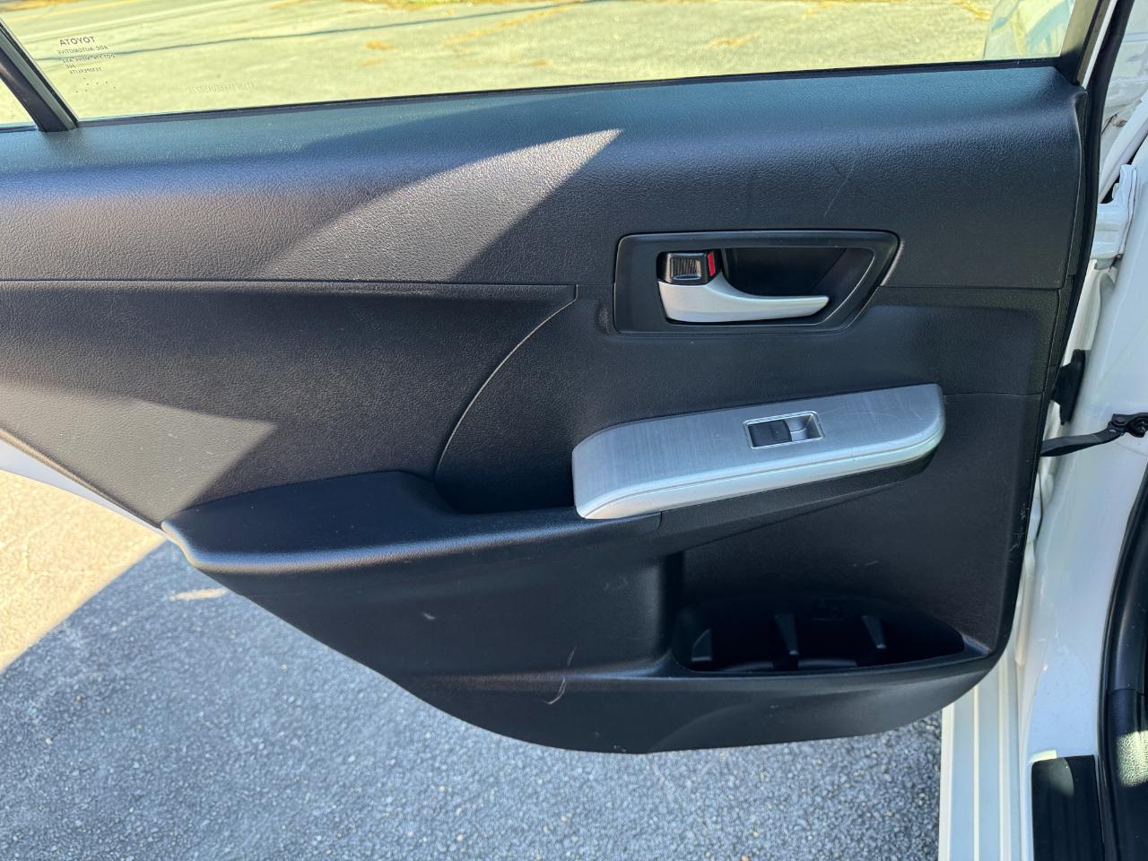 Toyota Camry 4dr Sdn I4 Auto SE (Natl) 2014