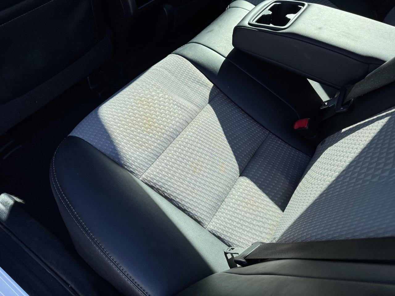 Toyota Camry 4dr Sdn I4 Auto SE (Natl) 2014