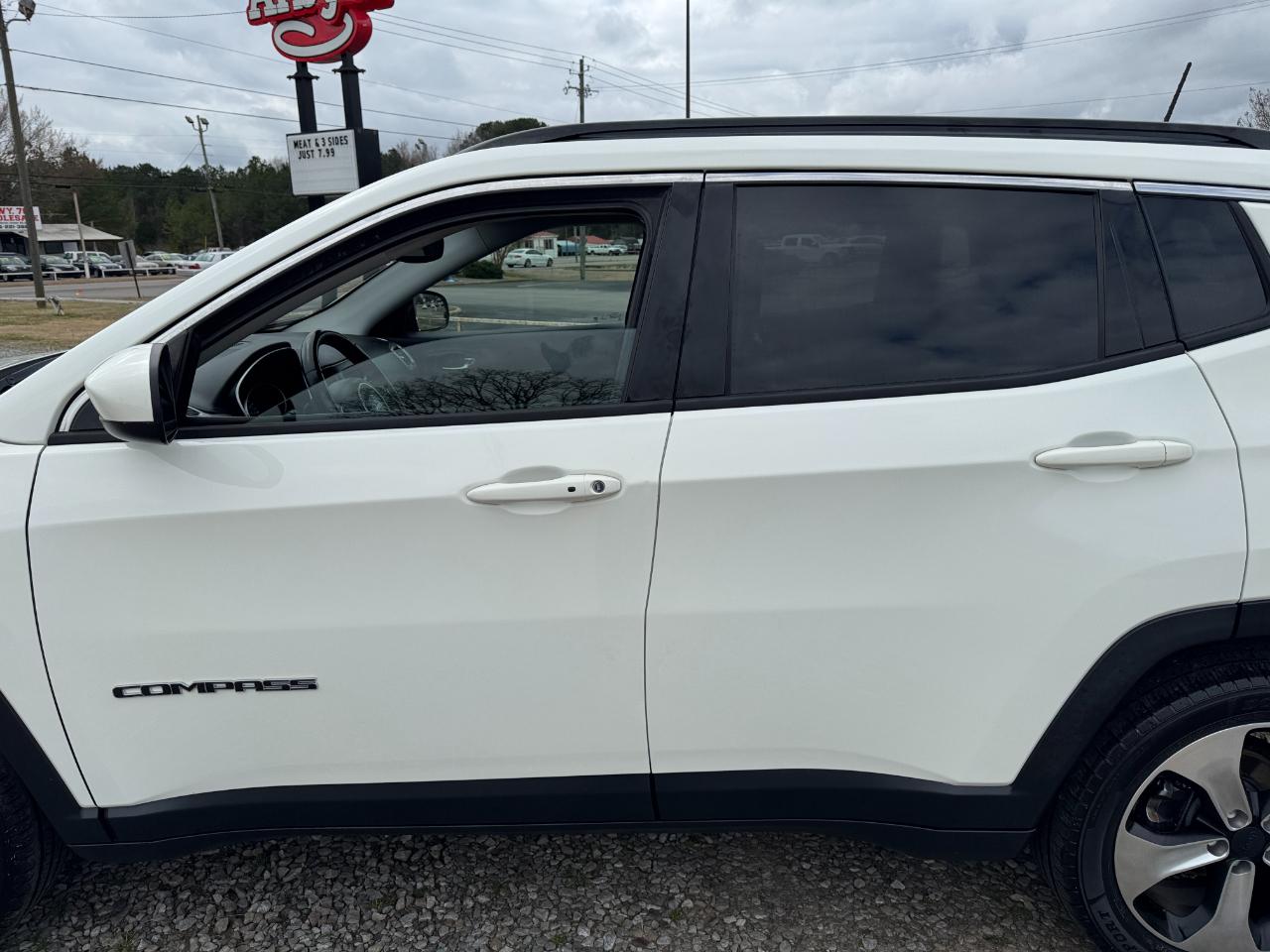 Jeep Compass Latitude FWD 2018