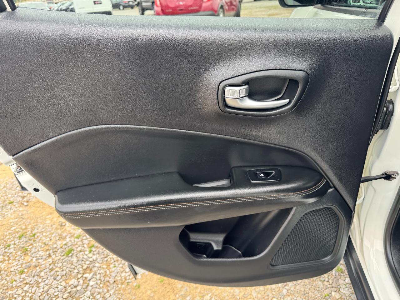 Jeep Compass Latitude FWD 2018