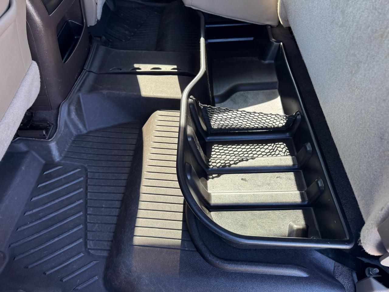 GMC Sierra 1500 4WD Crew Cab 143.5" SLT 2018