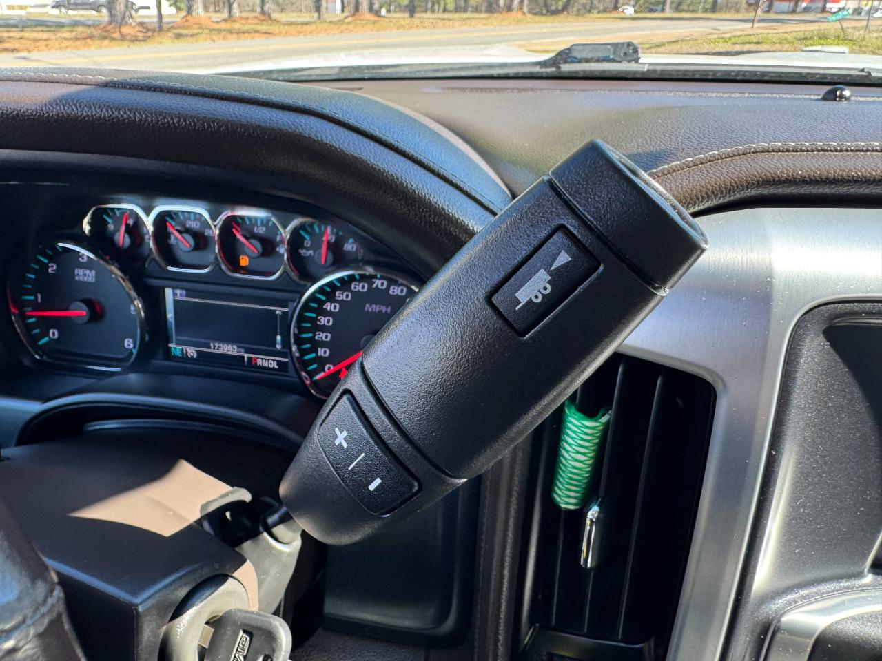 GMC Sierra 1500 4WD Crew Cab 143.5" SLT 2018