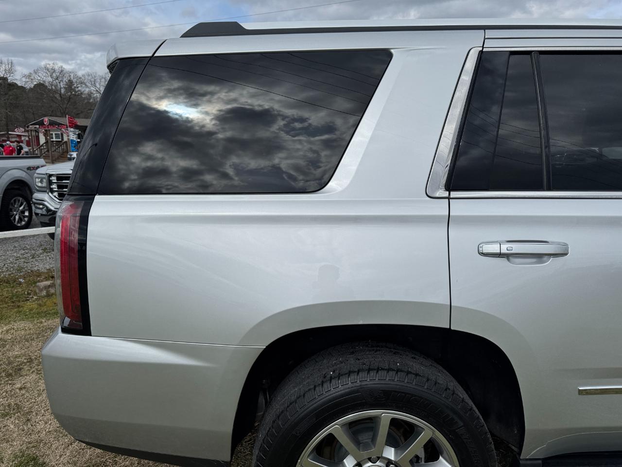 GMC Yukon 2WD 4dr Denali 2018